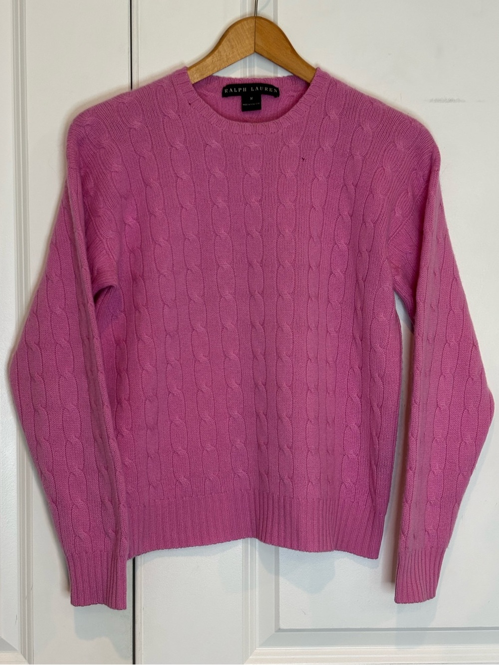 Ralph Lauren Black Label Bubblegum Pink Cashmere Cable Knit Crew Sweater M